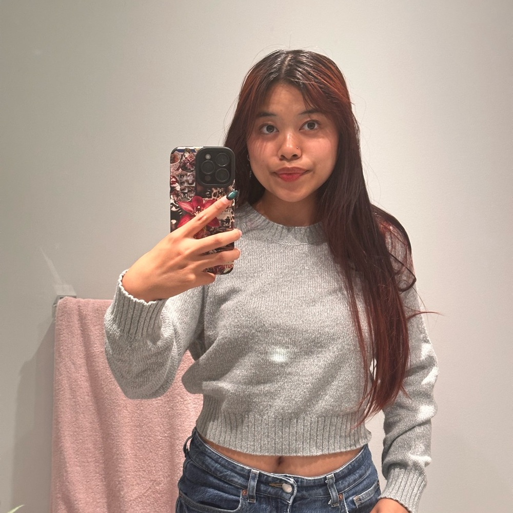 H&M Light Gray Women's Crew Neck Sweater